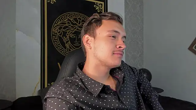 Desmon Clark online show from 7, 1, 2025