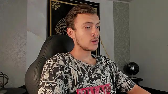 Desmon Clark online show from 1, 2, 2025