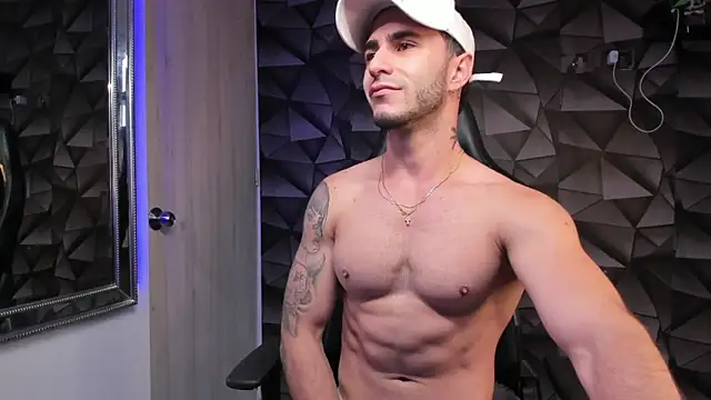 Snapshot of Tayler_duster chatting on 16, 12, 2024 Tayler duster online show from 16, 12, 2024