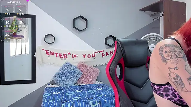 Danniela rivera online show from 12, 12, 2024