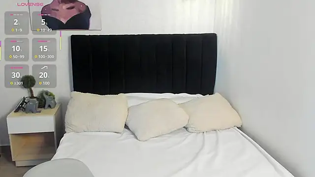 Snapshot of Scarlett__bell chatting on 12, 9, 2025 Scarlett  bell online show from 12, 9, 2025