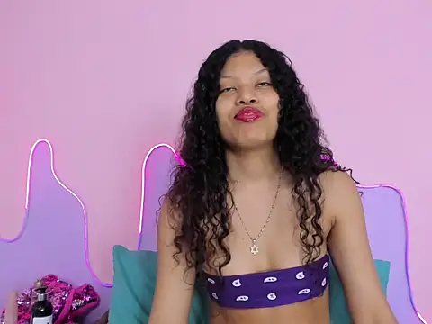 Snapshot of Mingie_Rouse chatting on 21, 3, 2026 Mingie Rouse online show from 21, 3, 2026