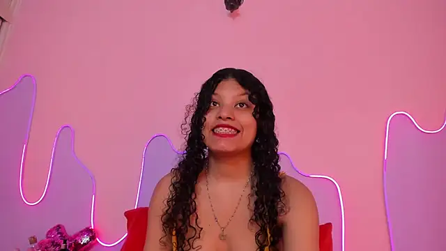 Snapshot of Mingie_Rouse chatting on 31, 3, 2026 Mingie Rouse online show from 31, 3, 2026