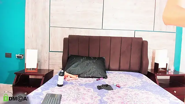 ZaritaLenon online show from 12, 11, 2025