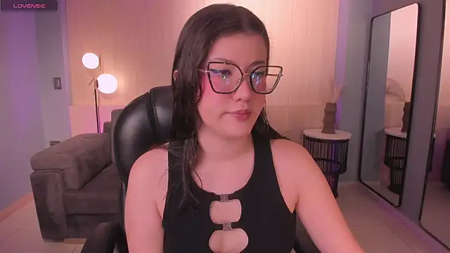AmberFarrell online show from 28, 6, 2026