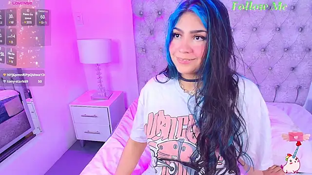 Snapshot of Salem_skyler_ chatting on 4, 3, 2025 Salem skyler  online show from 4, 3, 2025