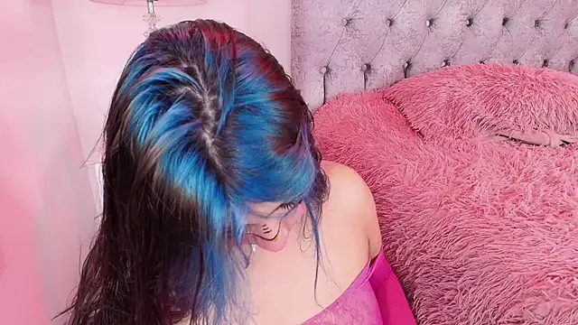 Snapshot of Salem_skyler_ chatting on 17, 10, 2025 Salem skyler  online show from 17, 10, 2025