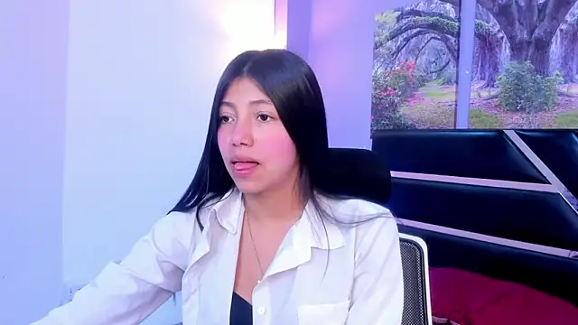 KimberlyVillaLobos online show from 13, 1, 2025