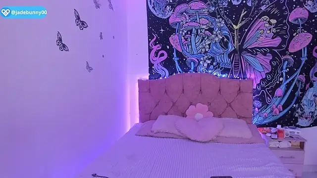 jade dakota   online show from 7, 11, 2025