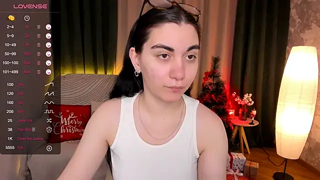 Snapshot of hannacheekss_ chatting on 28, 12, 2024 hannacheekss  online show from 28, 12, 2024