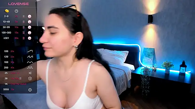 Snapshot of hannacheekss_ chatting on 17, 1, 2025 hannacheekss  online show from 17, 1, 2025