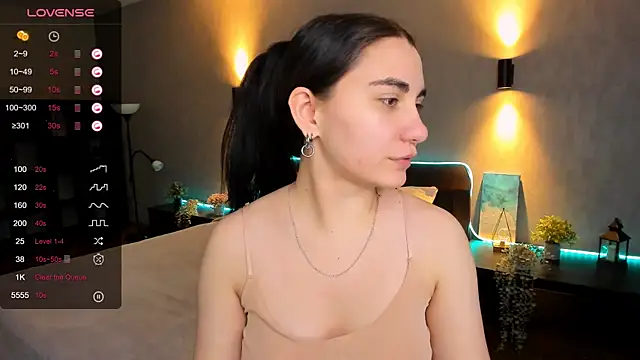 Snapshot of hannacheekss_ chatting on 27, 1, 2025 hannacheekss  online show from 27, 1, 2025