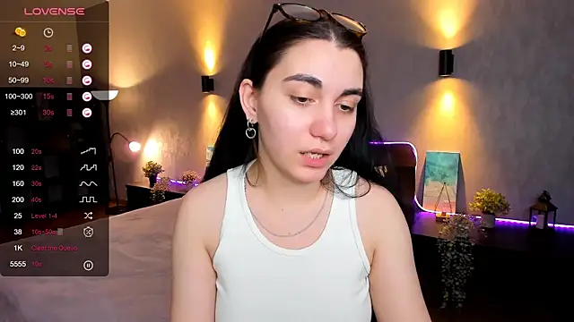 Snapshot of hannacheekss_ chatting on 28, 1, 2025 hannacheekss  online show from 28, 1, 2025