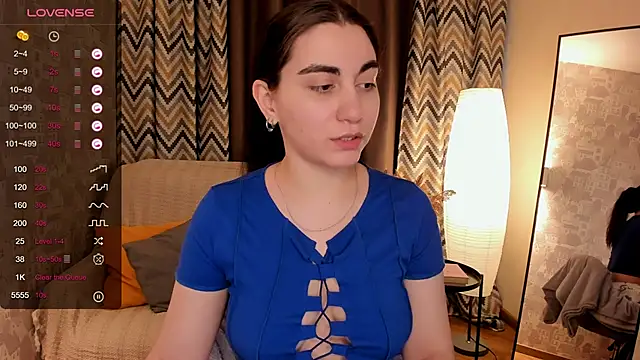 Snapshot of hannacheekss_ chatting on 21, 2, 2025 hannacheekss  online show from 21, 2, 2025