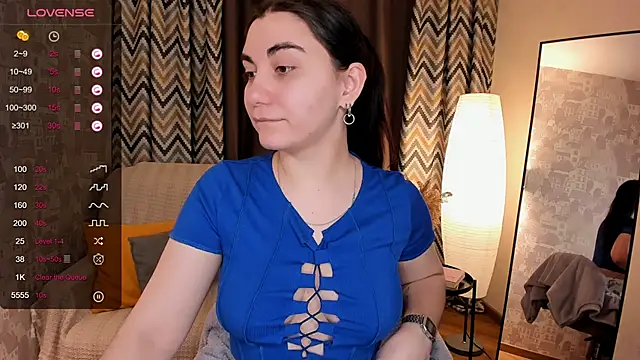 Snapshot of hannacheekss_ chatting on 1, 3, 2025 hannacheekss  online show from 1, 3, 2025