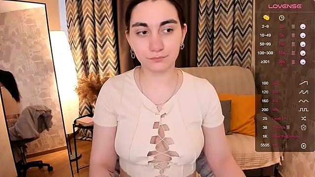 Snapshot of hannacheekss_ chatting on 11, 3, 2025 hannacheekss  online show from 11, 3, 2025