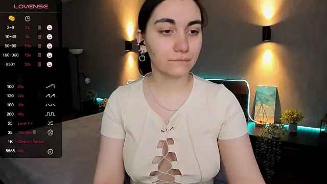 Snapshot of hannacheekss_ chatting on 14, 3, 2025 hannacheekss  online show from 14, 3, 2025
