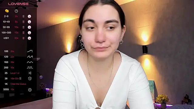 Snapshot of hannacheekss_ chatting on 17, 3, 2025 hannacheekss  online show from 17, 3, 2025