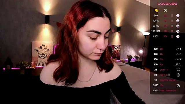 Snapshot of hannacheekss_ chatting on 22, 9, 2025 hannacheekss  online show from 22, 9, 2025