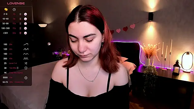 hannacheekss  online show from 13, 1, 2026