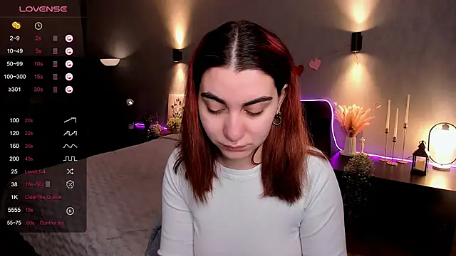 hannacheekss  online show from 25, 2, 2026