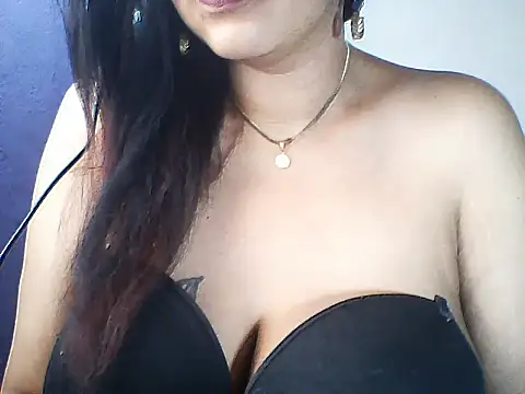 layanah12 online show from 23, 5, 2026
