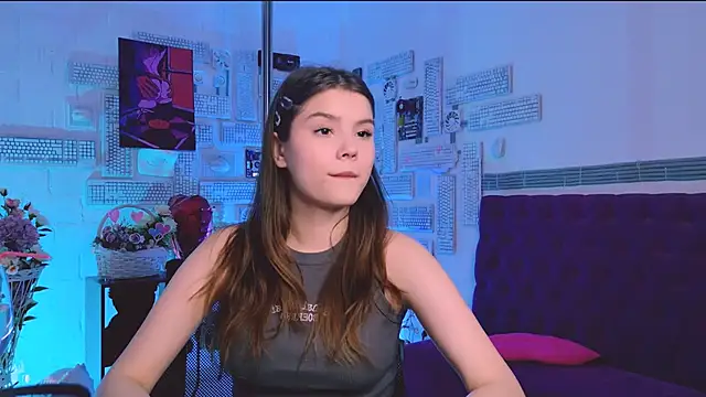 Snapshot of EvaThopson chatting on 28, 2, 2025 EvaThopson online show from 28, 2, 2025
