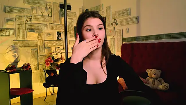 Snapshot of EvaThopson chatting on 21, 3, 2025 EvaThopson online show from 21, 3, 2025