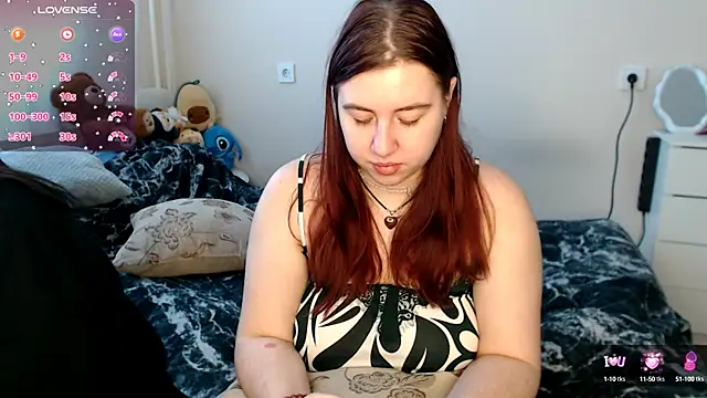 Snapshot of BettyandRich_ chatting on 4, 3, 2025 BettyandRich  online show from 4, 3, 2025