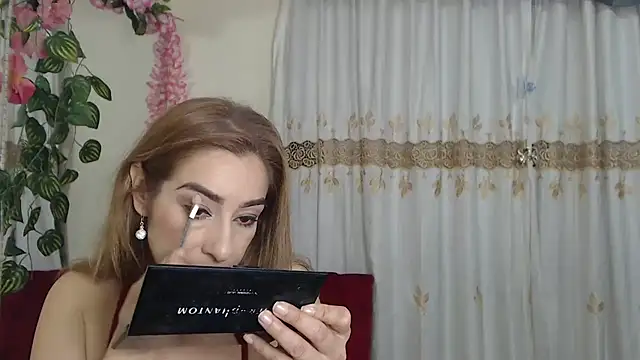 Madam dali online show from 22, 2, 2025