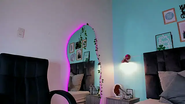 Snapshot of ChanelAdamss_ chatting on 18, 3, 2025 ChanelAdamss  online show from 18, 3, 2025