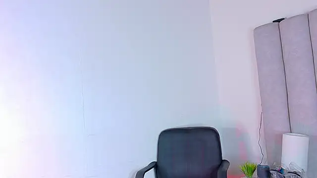 Snapshot of ChanelAdamss_ chatting on 10, 9, 2025 ChanelAdamss  online show from 10, 9, 2025