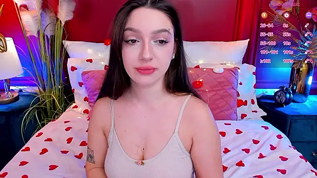 Snapshot of GiaCale chatting on 13, 2, 2026 GiaCale online show from 13, 2, 2026