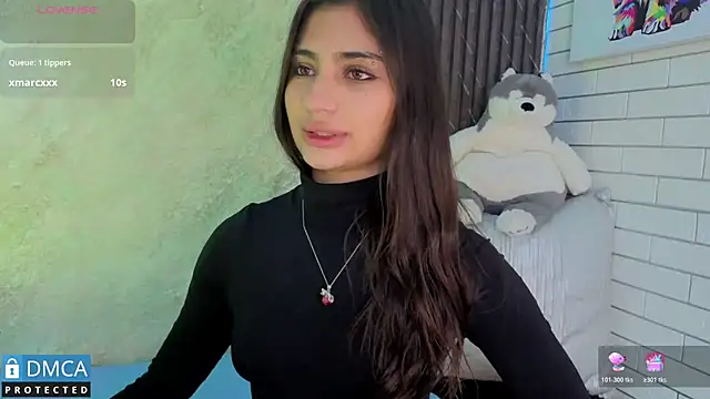 SolBeaumont1 online show from 4, 11, 2025