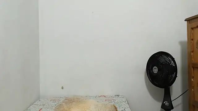 Snapshot of ariellth chatting on 15, 4, 2026 ariellth online show from 15, 4, 2026