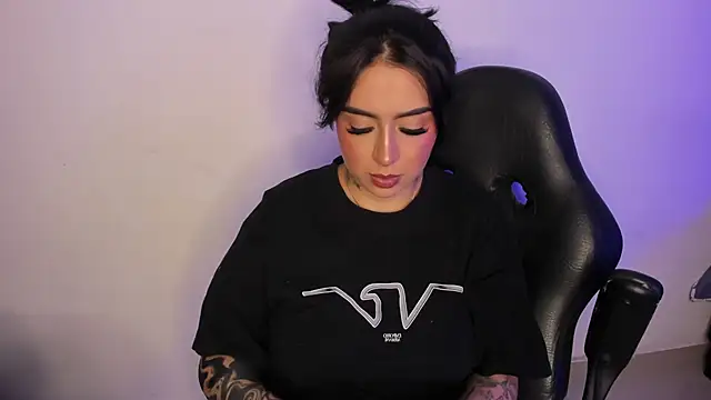 AnnikaMerliahh  online show from 26, 9, 2025