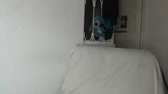 skinny sweet2411 online show from 6, 10, 2025