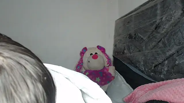 Snapshot of skinny_sweet2411 chatting on 11, 1, 2026 skinny sweet2411 online show from 11, 1, 2026