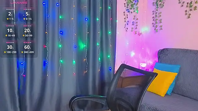 Snapshot of cross_the_line chatting on 30, 9, 2025 cross the line online show from 30, 9, 2025