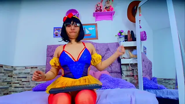 Melannytaylor online show from 8, 10, 2025