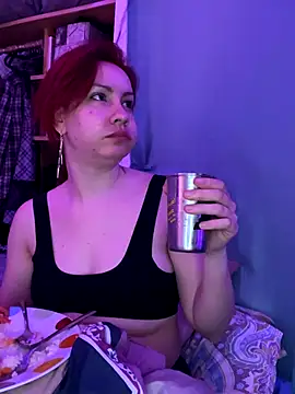 Nina-Chick777 online show from 29, 10, 2025