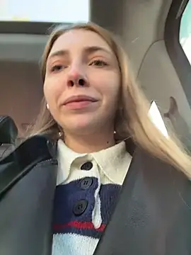 Snapshot of Sunny___Bunny chatting on 3, 10, 2025 Sunny Bunny online show from 3, 10, 2025