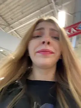 Snapshot of Sunny___Bunny chatting on 7, 10, 2025 Sunny Bunny online show from 7, 10, 2025