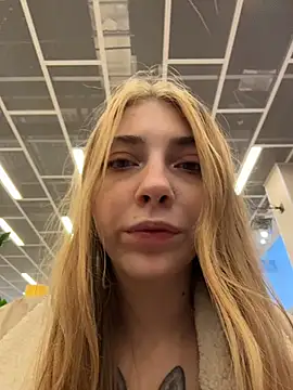 Snapshot of Sunny___Bunny chatting on 14, 10, 2025 Sunny Bunny online show from 14, 10, 2025