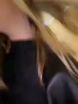 Snapshot of Sunny___Bunny chatting on 1, 11, 2025 Sunny Bunny online show from 1, 11, 2025