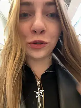 Sunny   Bunny online show from 2, 12, 2025