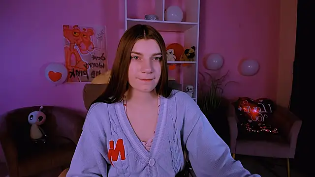 pure radiance1 online show from 25, 2, 2025