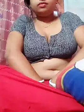 Snapshot of Priya_2222 chatting on 4, 12, 2024 Priya 2222 online show from 4, 12, 2024