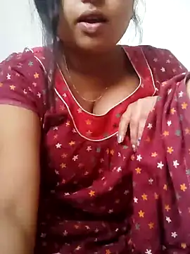 Snapshot of Priya_2222 chatting on 16, 12, 2024 Priya 2222 online show from 16, 12, 2024