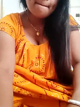 Snapshot of Priya_2222 chatting on 28, 2, 2025 Priya 2222 online show from 28, 2, 2025